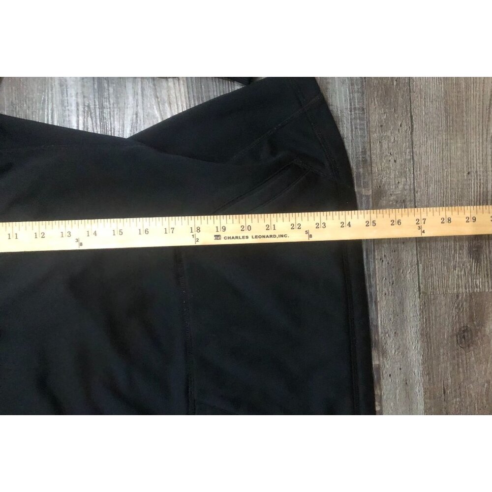 Nike Therma Fit Womens Medium Black Hoodie Sweatshirt Pullover - Picture 5 of 5